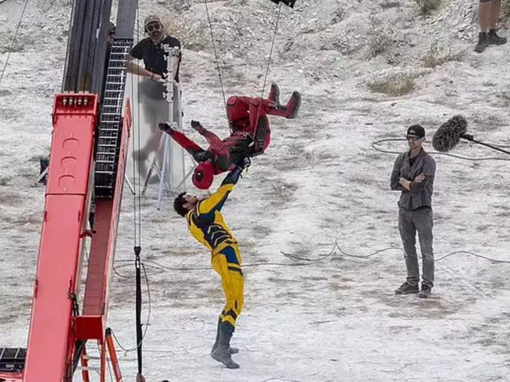 Hugh Jackman Yellow Wolverine Suit for Deadpool 3 Unveiled By Ryan Reynolds Hugh Jackman Yellow Wolverine Suit for Deadpool 3 Unveiled By Ryan Reynolds